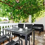 Apartman Snjeza *