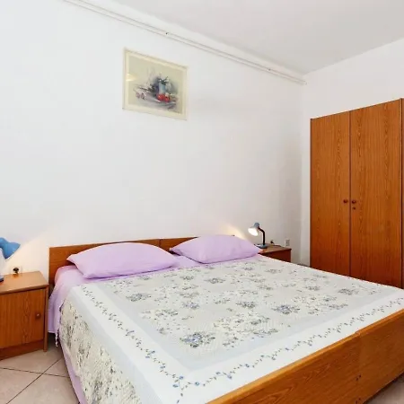 Apartment Snjeza *